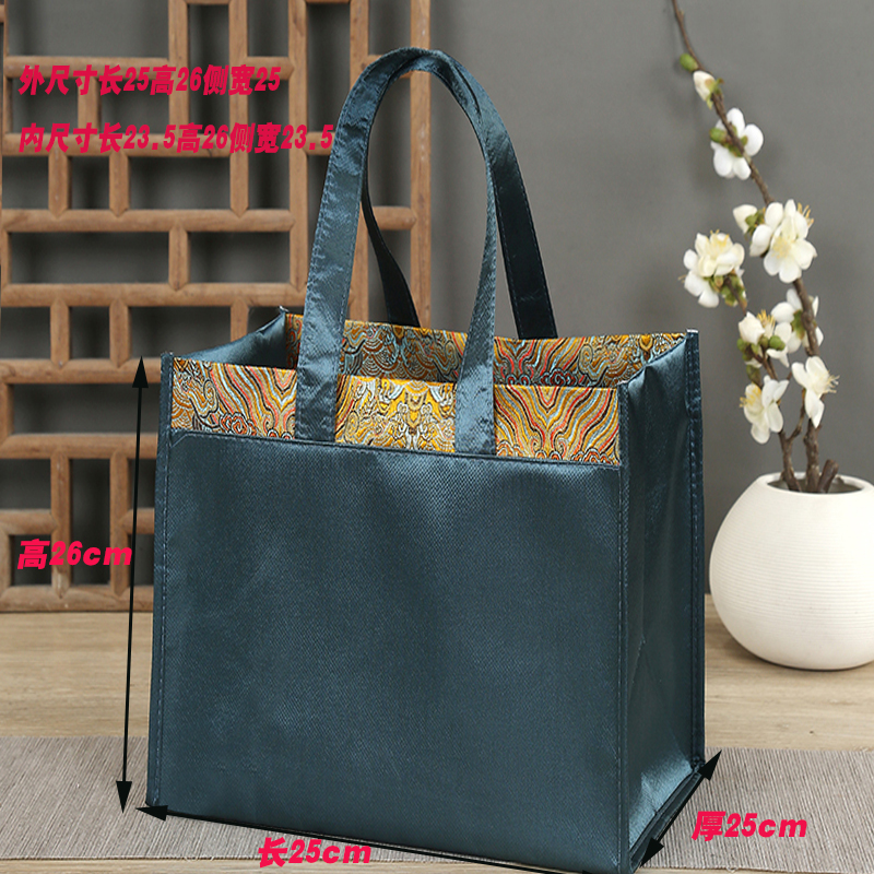 피콕 블루 길이 25 높이 26 옆 폭 25cm 트리밍 실크 가방