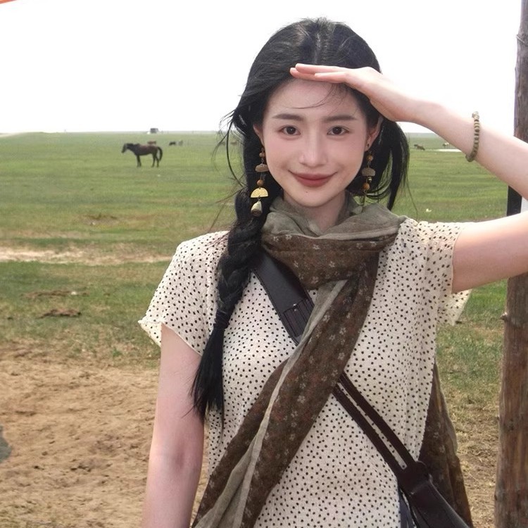 复古文艺棉麻碎花褶皱围巾女薄款大西北民族风披肩废土风丝巾纱巾|undefined