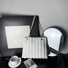 ë�q�q����Ů2025�¿ɫ�l�y�μ���r�аٴ�б��ëë��