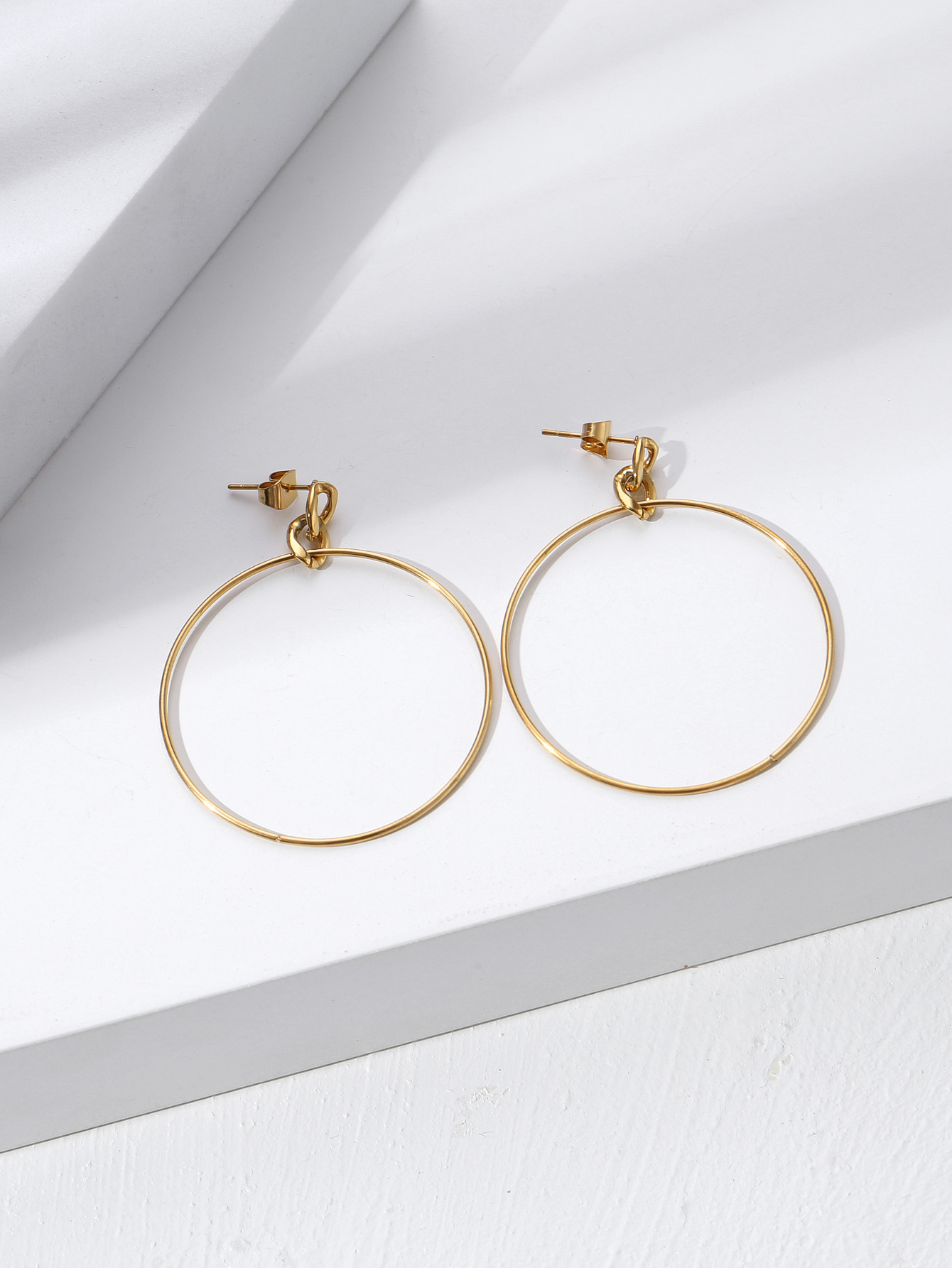 Fashion Stainless Steel 18k Gold Plated Large Hoop Earrings display picture 3