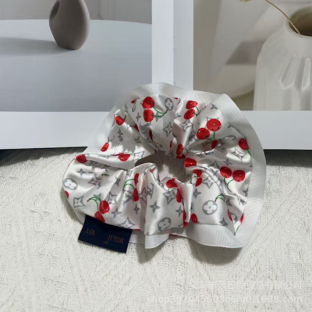 Classic Cherry-Patterned Sweet Hair Tie, Fresh and Fashionable, Versatile High-Elastic Scrunchie Hair Accessory