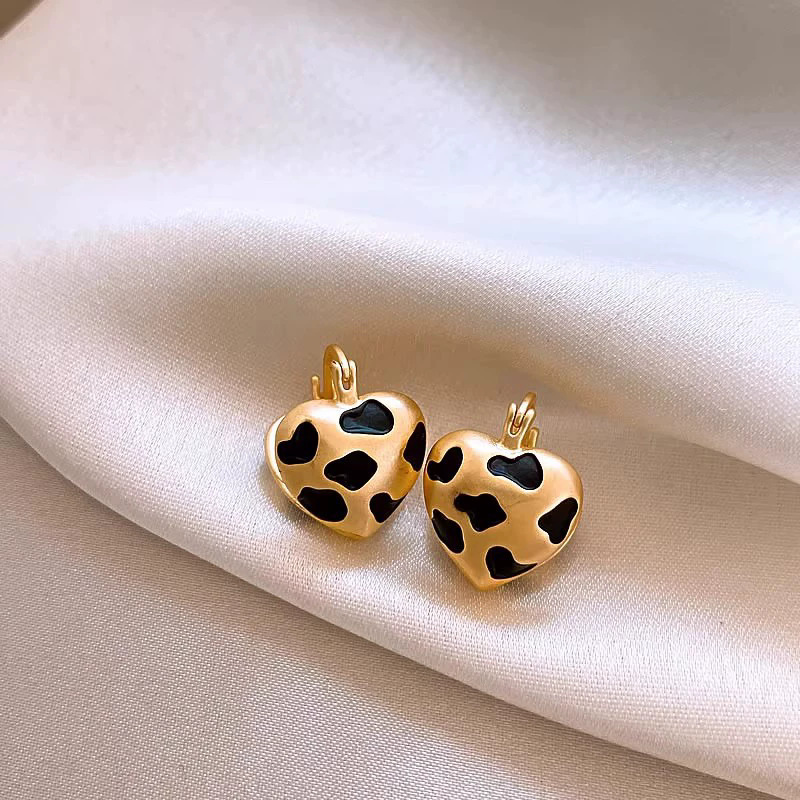A2660 oro esmerizado leopardo pendientes de amor