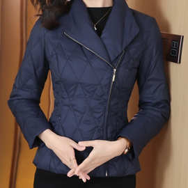 设计感轻薄羽绒服女2025秋冬新款时尚白鸭绒保暖短款外套