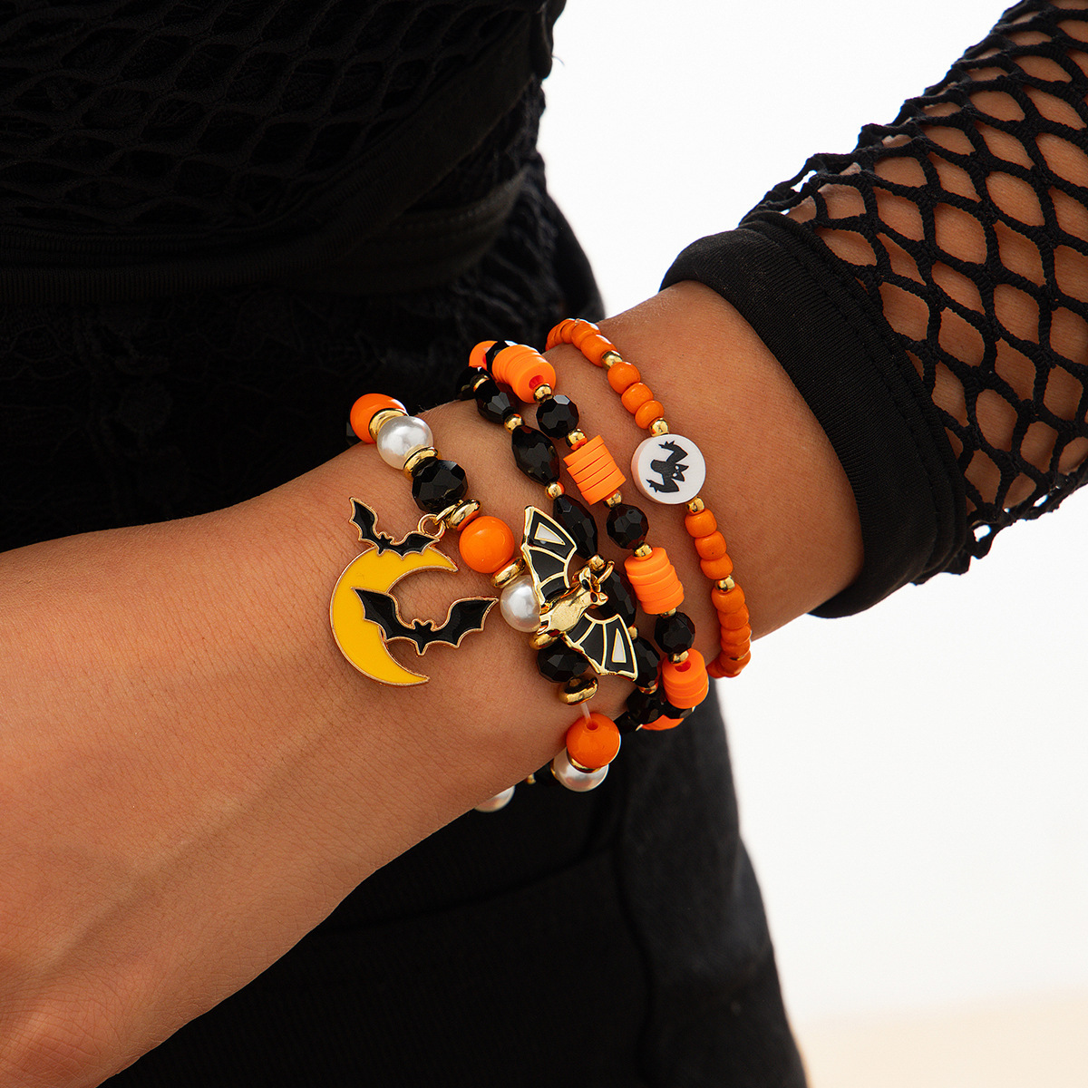 21g Weight Alloy Pendant Material Bracelets Classification CCB, Arylic, soft clay Chain Material 1 Set Quantity Festival Occasion CCB, Arylic, Alloy Material Halloween Festival Pumpkin, Bat, Ghost Pattern Women's Gender Beaded, Enamel Design Funny Style Funny Pumpkin Bat Ghost CCB Arylic Alloy Beaded Bracelets Wholesale 32