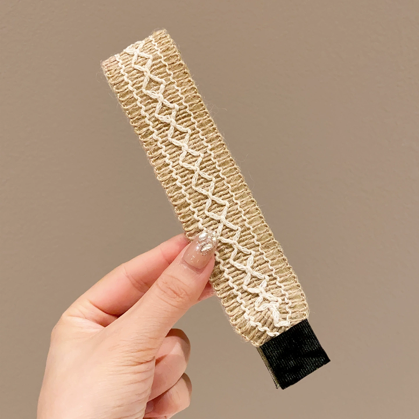 Fashionable headband with velcro, cute bangs