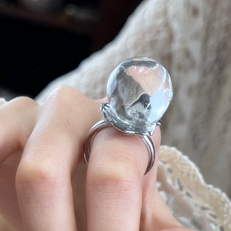 Original design natural white crystal pineapple bead ring, light luxury niche product, popular on Douyin, cross-border foreign trade cube ring