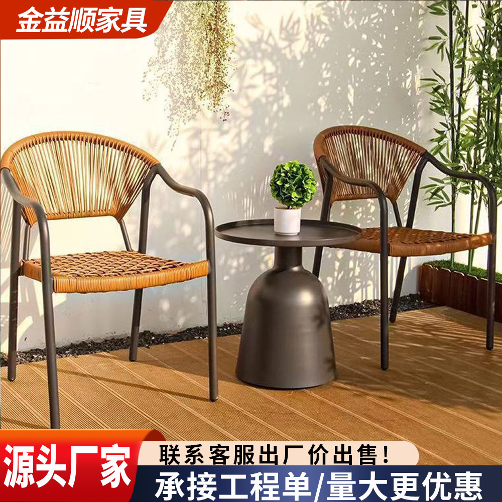 Mesa de centro redonda al aire libre nórdica mesa de negociación combinada patio balcón mesa de centro de ratán mesa de centro pequeña creativa muebles de hotel