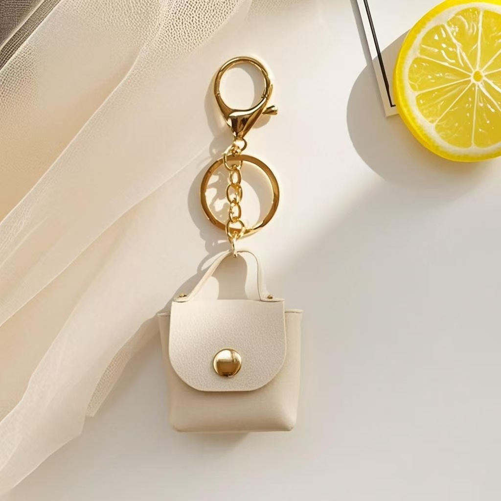 Unisex Gender 1 Piece Classic Style Commute Bag Pu Leather Unisex Bag Pendant Keychain