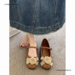 С���L�ٴ�ƽ�׆�ЬŮ2026�ļ��¿ʽõ�廨��ȹ�Ӝ\�ڬ�����Ь