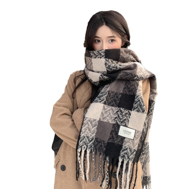 South Korea Designer New Plaid Tassel Scarf Women's Autumn and Winter Soft Warm Shawl High-end All-match Neck Fashion