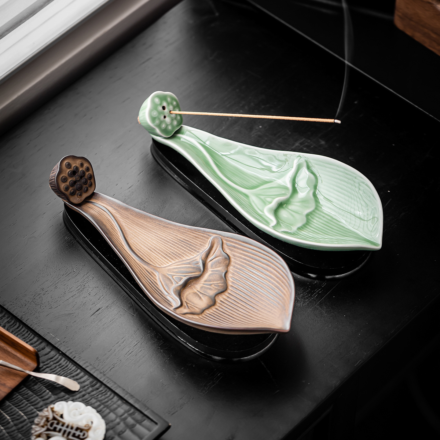 Creative Ceramic Lotus Line Incense Insert Household Sandalwood Line Incense Incense Incense Incense Incense Incense Ornaments for Indoor Study