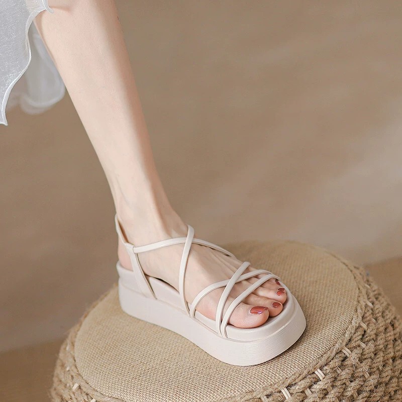 Small Size Thick-Soled Sandals for Women, 2026 Summer New Fairy Style Platform Casual Internet Celebrity Hot-Selling Height-Increasing Roman Shoes