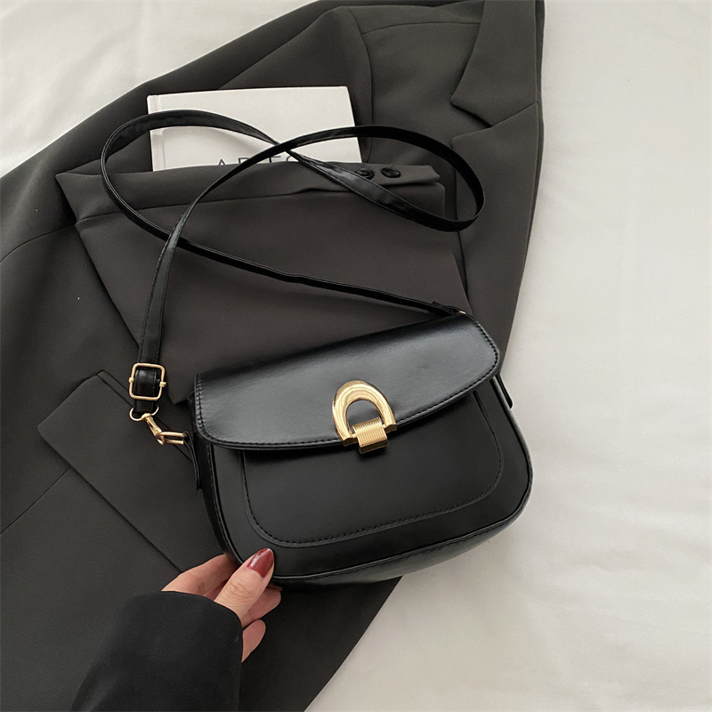 A principios de la primavera de 2025, bolsos de silla de moda casuales coreanos, bolsos de mujer de alta calidad.