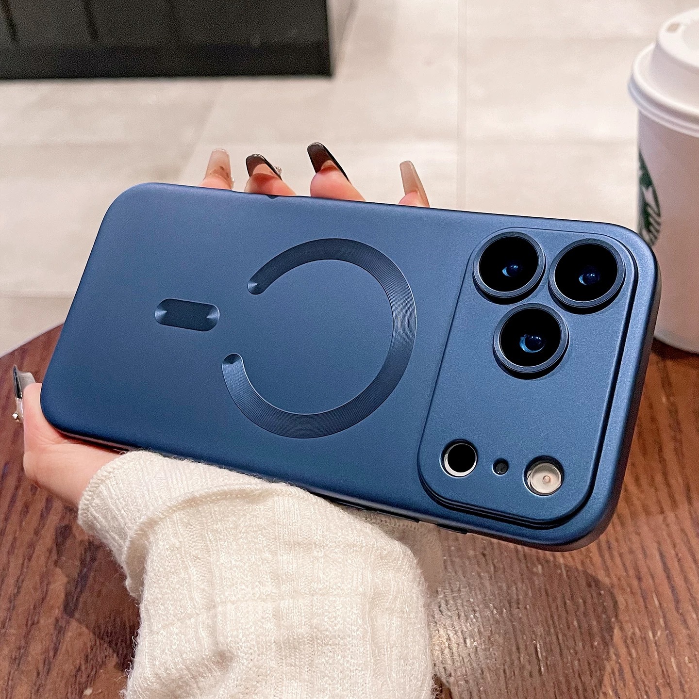 Suitable for Apple 17Promax Metal Paint Magnetic Phone Case Iphone16 Frosted All-Inclusive Anti-Fall 15 Protective Cover