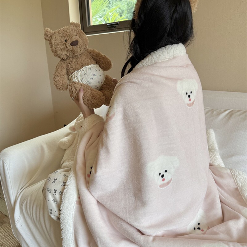Thickened Lamb Fleece Blanket Office Nap Winter Shawl Blanket Coral Fleece Air Conditioning Sofa Cover Blanket Kindergarten Thickened Lamb Fleece Blanket Office Nap Winter Shawl Blanket Coral Fleece Air Conditioning Sofa Cover Blanket Kindergarten