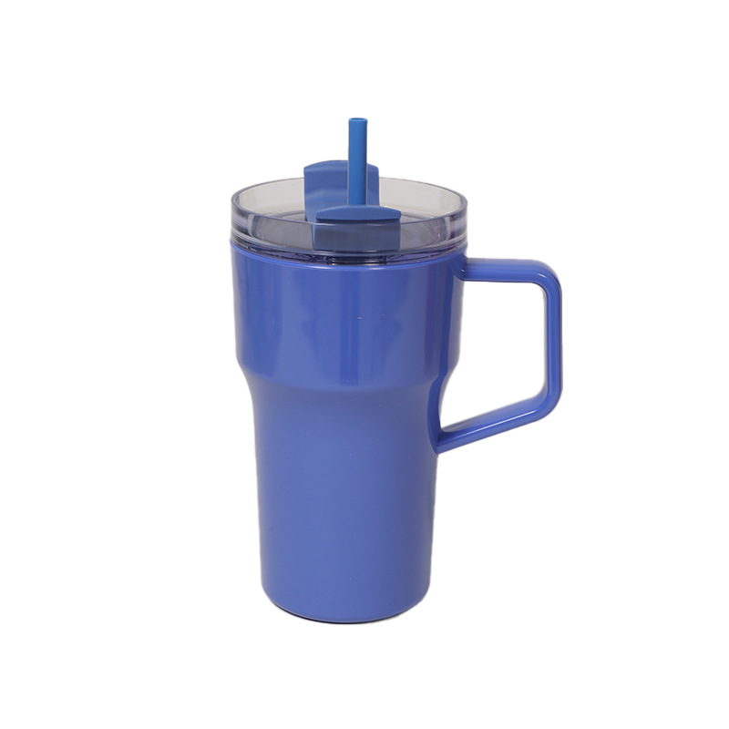Fábrica directa para el nuevo 22oz taza de automóvil de plástico con mango de taza de agua portátil cariñosa taza de paja