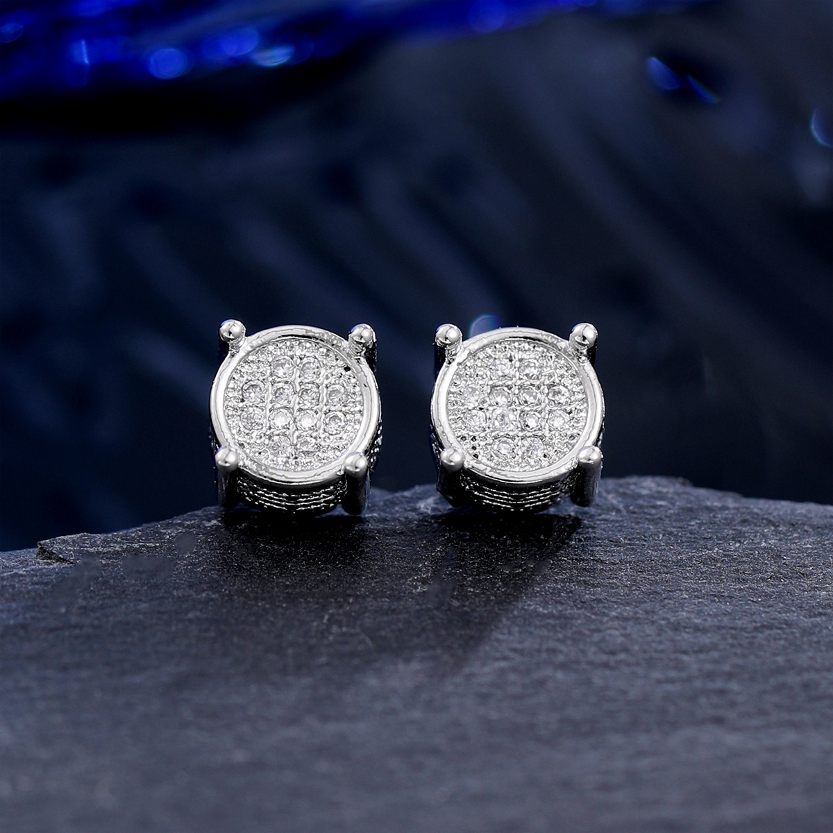 CR7 Diamond Studs - Micro-Inlaid Zircon Hip Hop Earrings For Men (Football Inspired Luxury Studs, Hot Selling)_voghion.com