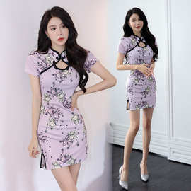 小清新时尚短款旗袍夏装2025新款年轻款修身改良版紧身女花连衣裙