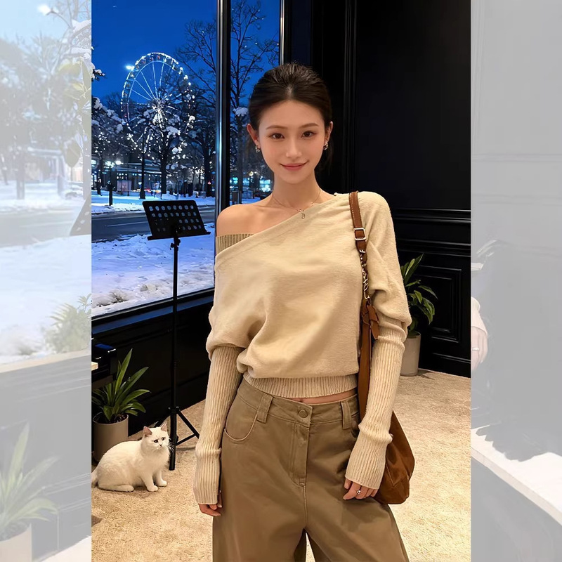 Korean-Style Apricot-Colored Off-Shoulder Faux Two-Piece Long-Sleeve Knit Sweater for Women, Autumn and Winter Sweater, Base Layer Top