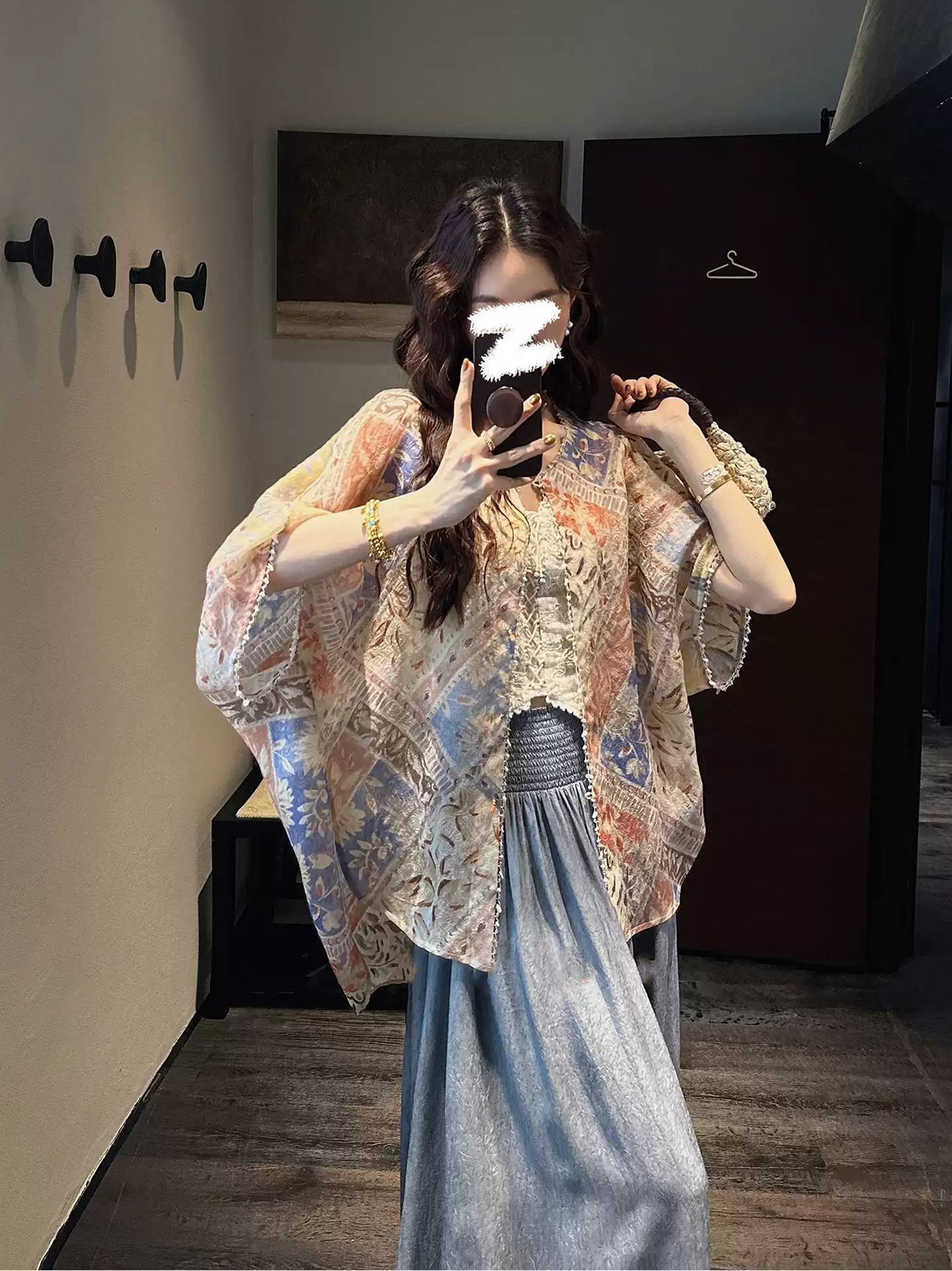 Áo khoác cardigan nữ họa tiết loang màu phong cách tân cổ điển, tay ngắn, dáng rộng — Xanh liễu, Xanh trời, Bột đào, Thải Đường chi tiết 3