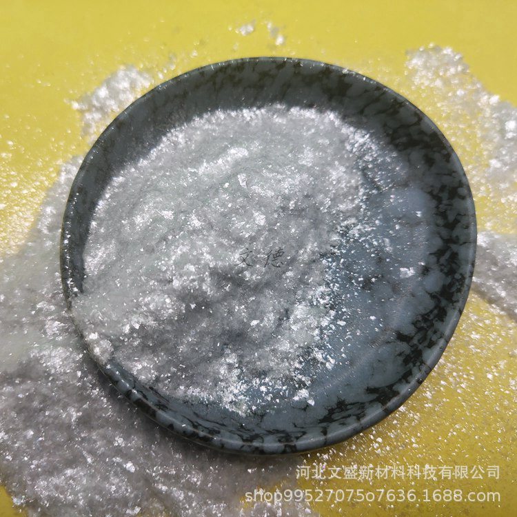 高性能玻璃鳞片内部结构与玻璃纤维相似强度更高防腐性能更优越