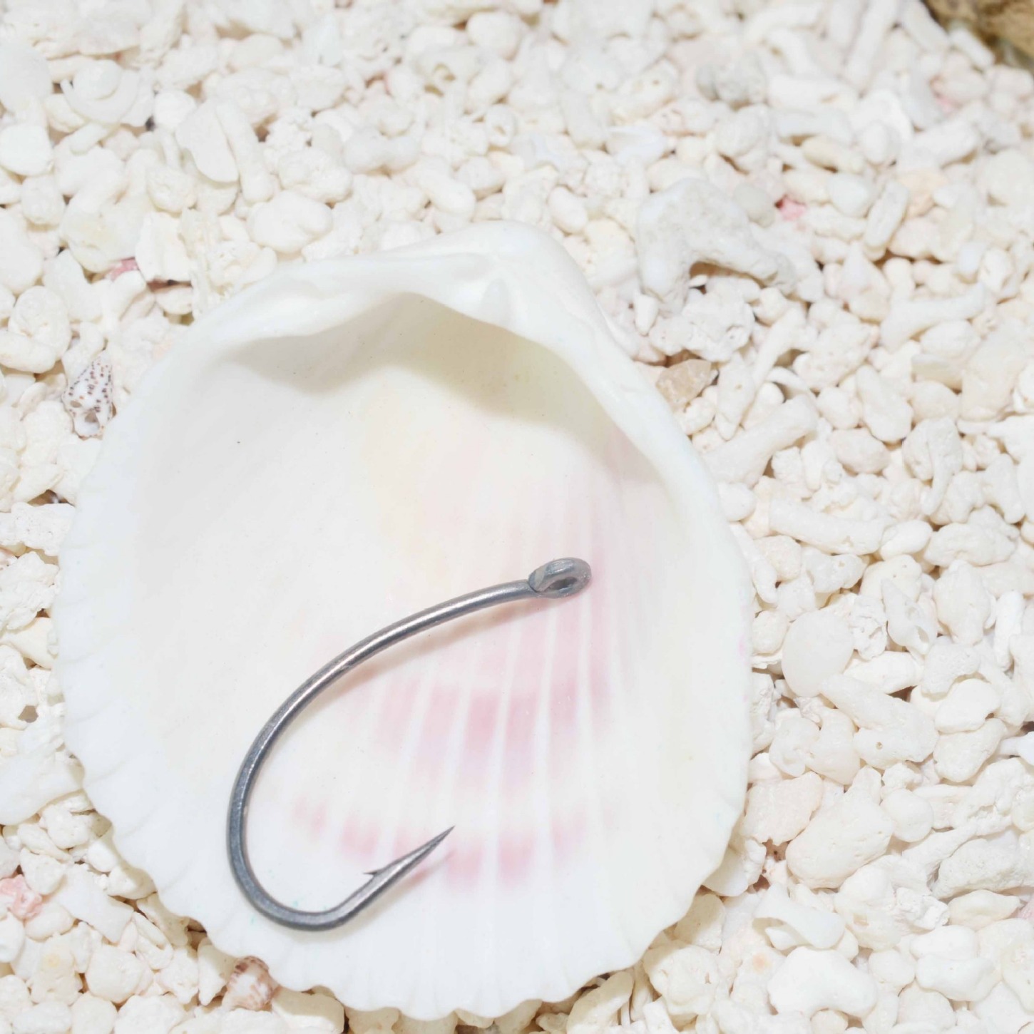 Boutique de Venta caliente 8245/9245 con gancho de pesca con mosca de púas carpa gancho de Pesca de Mar de boca cruzada artes de pesca al por mayor anti-óxido