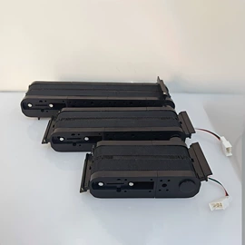 自动售货机;机械用电动机;工程机械配件