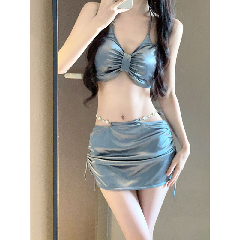 New 2025 Women's Silver Swimsuit High-End Sexy Two-Piece Bikini Set for Spring Resort Fashionable Vacation Outfit_voghion.com