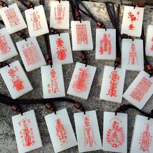 �ຣ�Ϻ�����һ����ƽ���o�µ��T�o����������Ȼ��ʯ�ٟo����