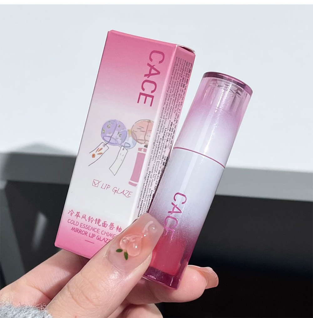 CACE Cold Extract Wind chime Mirror Lip Gloss moisturizes the chubby lips with a water-like luster that doesn't stick to the cup. Pink lip gloss for cross-border use undefined