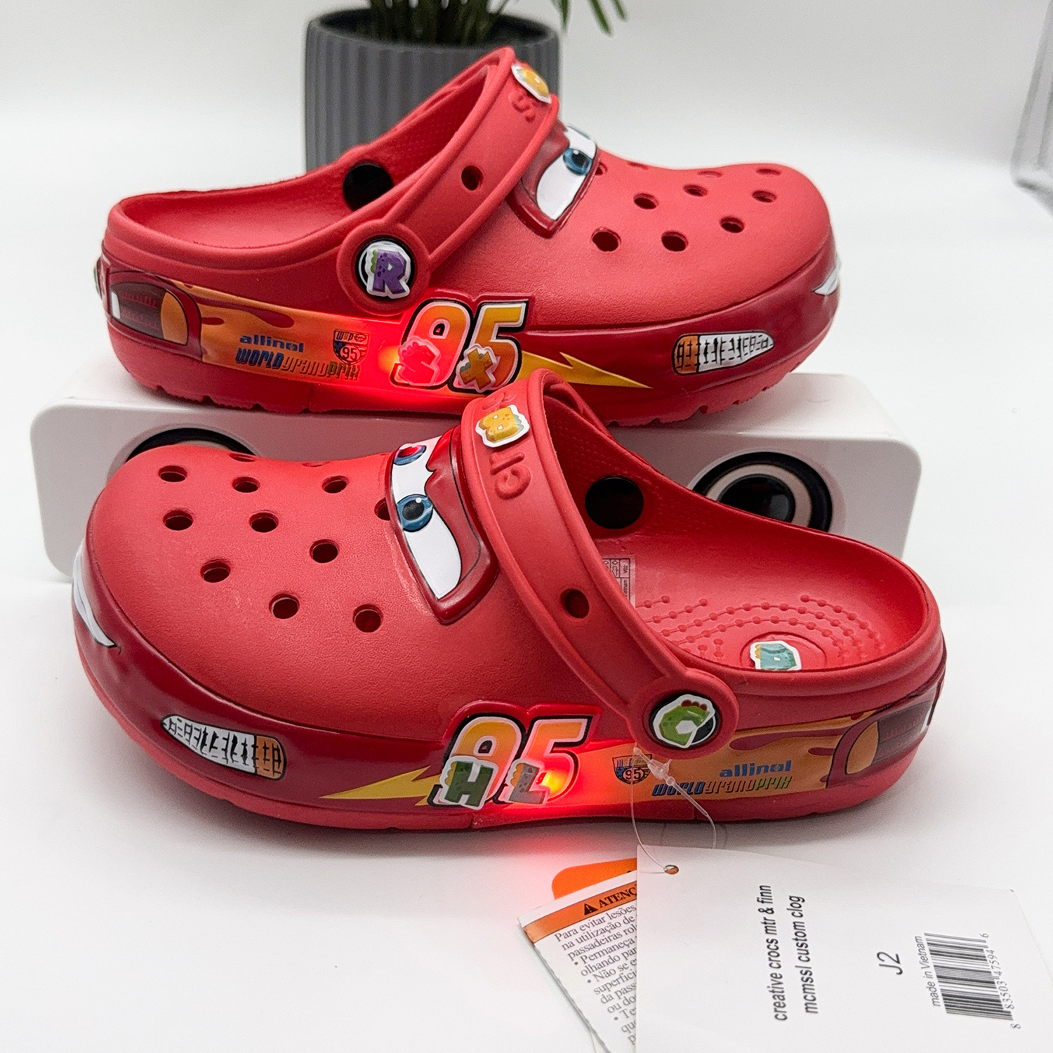 Inventario 95 automóvil flash niños zapatos grandes para niños y niñas zapatillas casuales al aire libre zapatillas de playa antideslizantes al por mayor