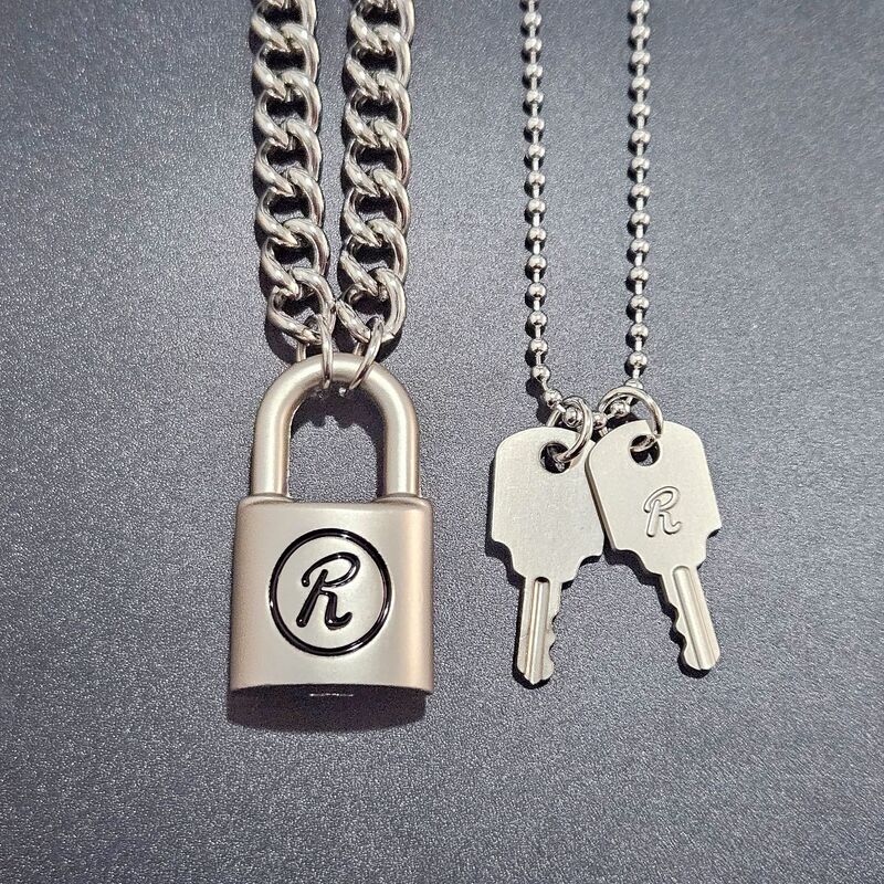 Original NANA Nanjing Lock Necklace Unlockable Matte Fog Sand Men's Punk R Lock Antique Necklace Couple