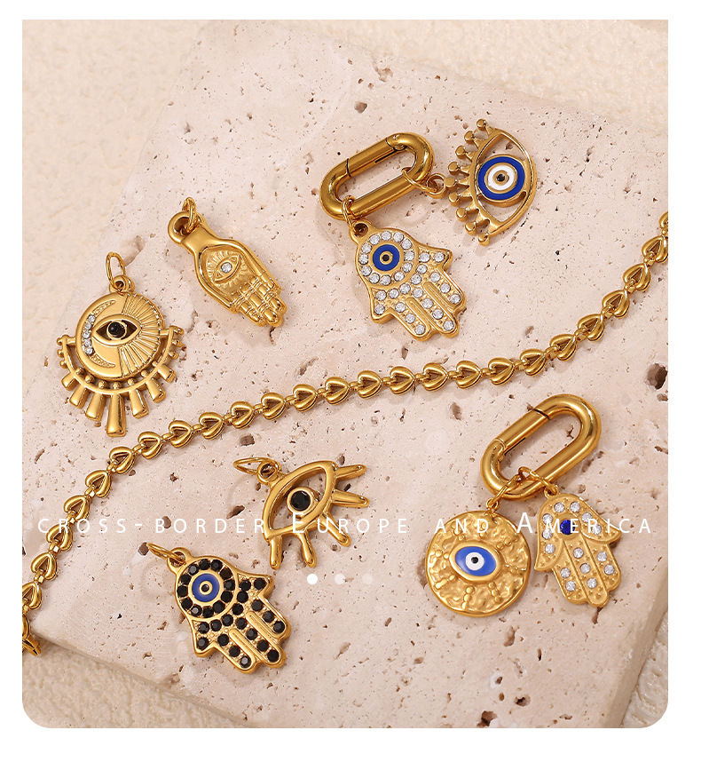 Retro Style 1 Piece 304 Stainless Steel PVD Coated Real Gold Plated Devil's Eye Hand Of Fatima Polished Pendant