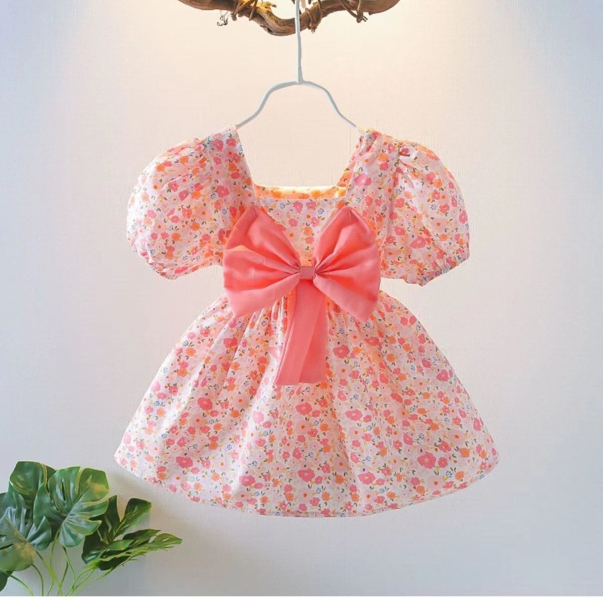 Girls' summer dress 2024 Summer new jumpsuit floral skirt baby Western style dress baby girl baby broken