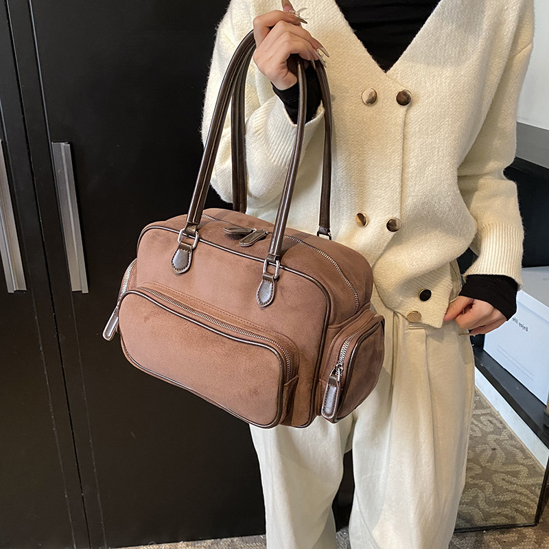 Retro Brown Hand-Held Bowling Bag for Women 2026 New Autumn and Winter High-End Large-Capacity Shoulder Tote Bag