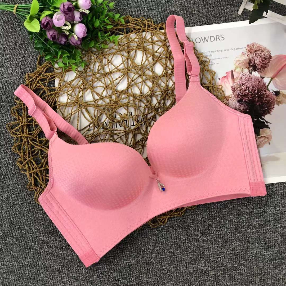 Filipino brillante sujetador ropa interior sin costuras medio grueso de alta calidad se reunieron multi-color multi-tamaño sujetador inalámbrico al por mayor