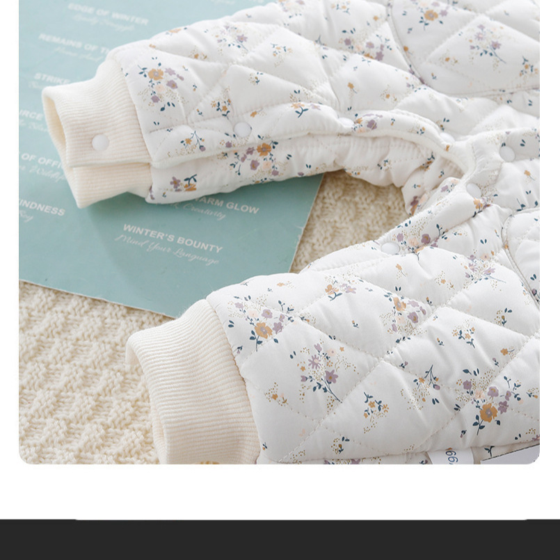 Vestido de una pieza para bebé de estilo occidental, engrosado y cálido, traje de escalada para niñas de otoño e invierno, mameluco floral recién nacido más terciopelo con capucha