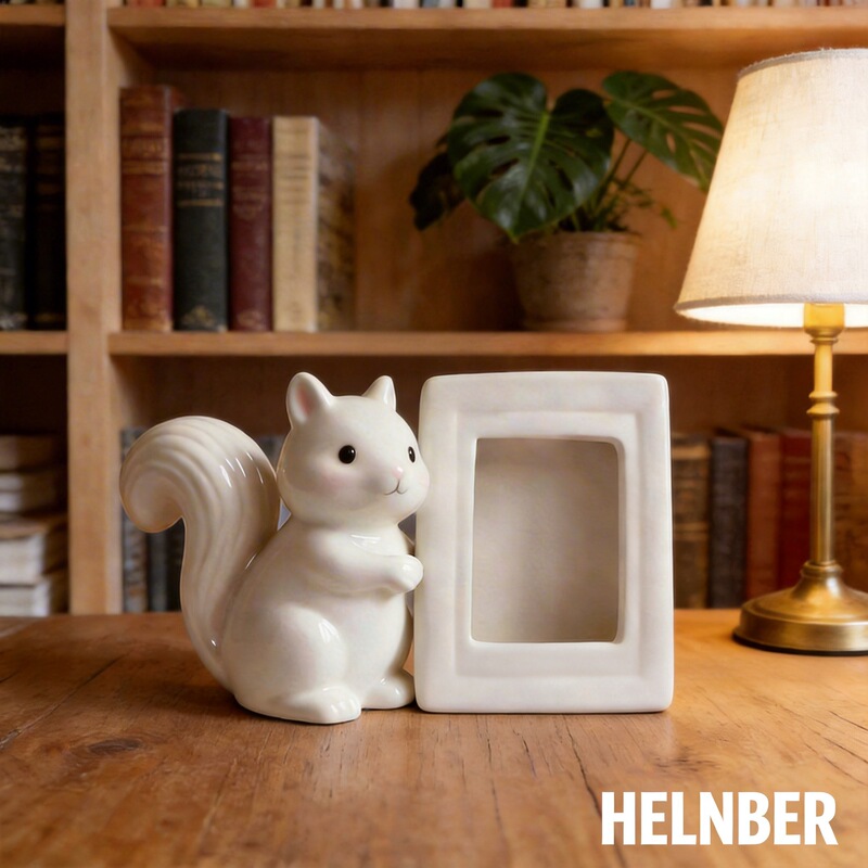 European and American Hot-Selling Creative Squirrel Ceramic Photo Frame Square Creative Table Home Desktop Art Ceramic Photo Frame European and American Hot-Selling Creative Squirrel Ceramic Photo Frame Square Creative Table Home Desktop Art Ceramic Photo Frame