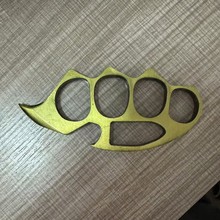 猛虎加厚啤酒开瓶器指虎锌合金四指防身手撑破窗玻纤自卫武器拳套