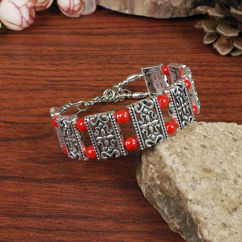 K831 red