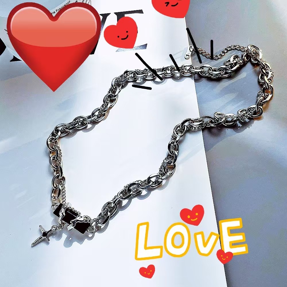 Collier pour homme en acier titane, inaltérable, accessoire simple et polyvalent, chaîne de pull, nouvelle tendance, unique et populaire_voghion.com