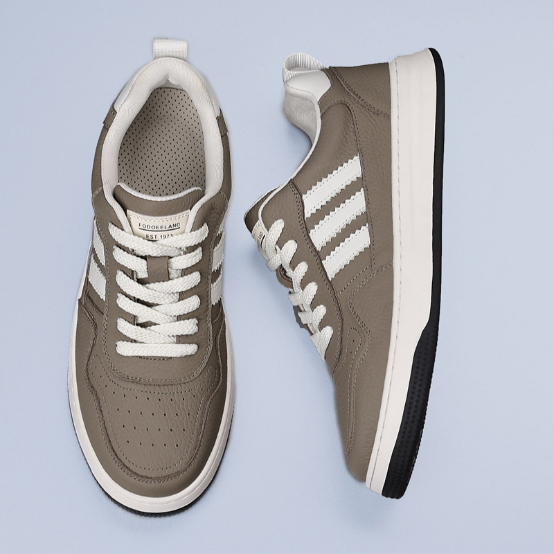 Zapatos casuales de cuero de vaca para hombres, zapatos de skate transpirables de suela gruesa, marca de moda, zapatos blancos de cuero para hombres, zapatos para hombres
