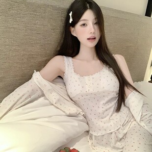 ���⴩˯��Ů�����״��ﱳ���_���Lѝ����Ī�����Ҿ����b