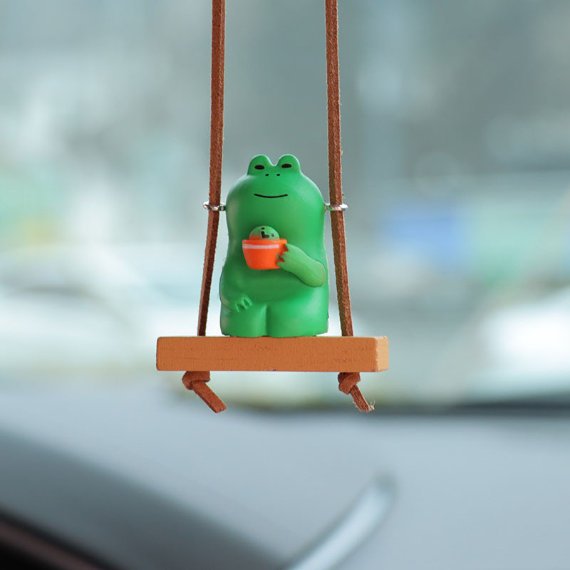 Cartoon frog sitting sofa cross-border car decoration interior pendant pendant car pendant decoration