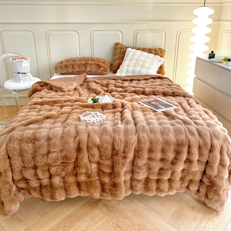 2023 nuevo conejo manta de felpa invierno engrosada coral manta de lana Oficina sola siesta manta sofá