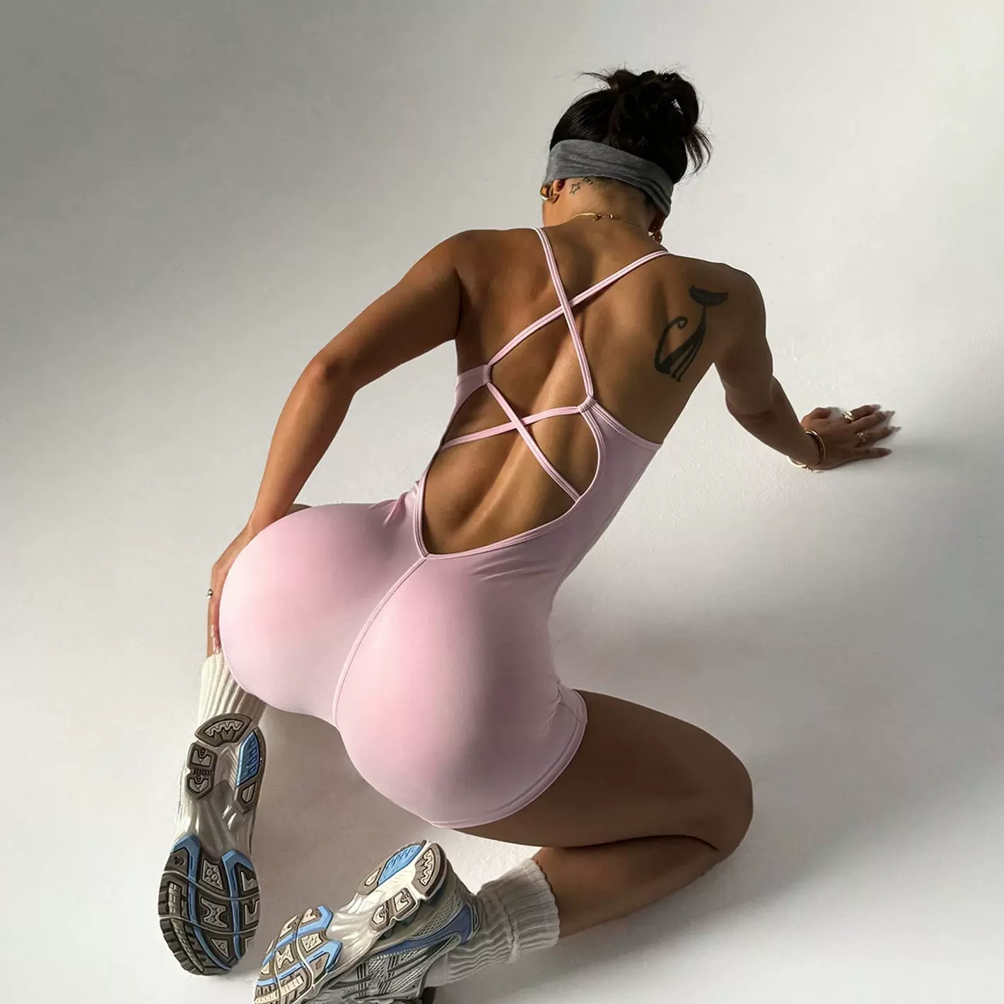 希音爆品拼缝高弹连体瑜伽服女美背一体式连体健身服普拉提运动衣