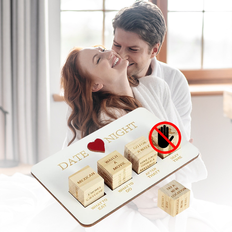 Noche de fecha de madera transfronteriza dados Dice After Darkm Pareja noche romántica accesorios del juego