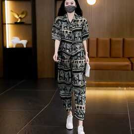 一件代发2025夏季新款大码民族风套装减龄女士短袖上衣裤子两件套