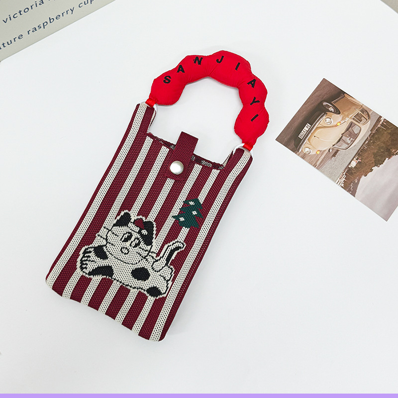 (끈이 없고 휴대용) 빨간 줄무늬 새끼 고양이