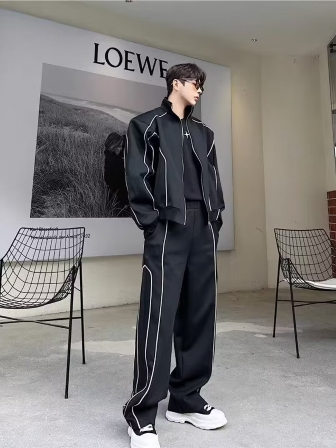 Ropa de primavera, línea clara, dos piezas, un conjunto de pantalones de cuello vertical, un conjunto de pantalones de piernas largas relajadas y deportivas.